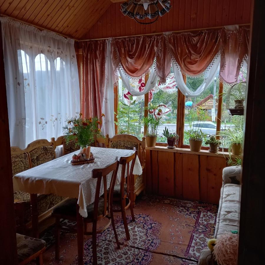 Лаванда Яремче Екстериор снимка