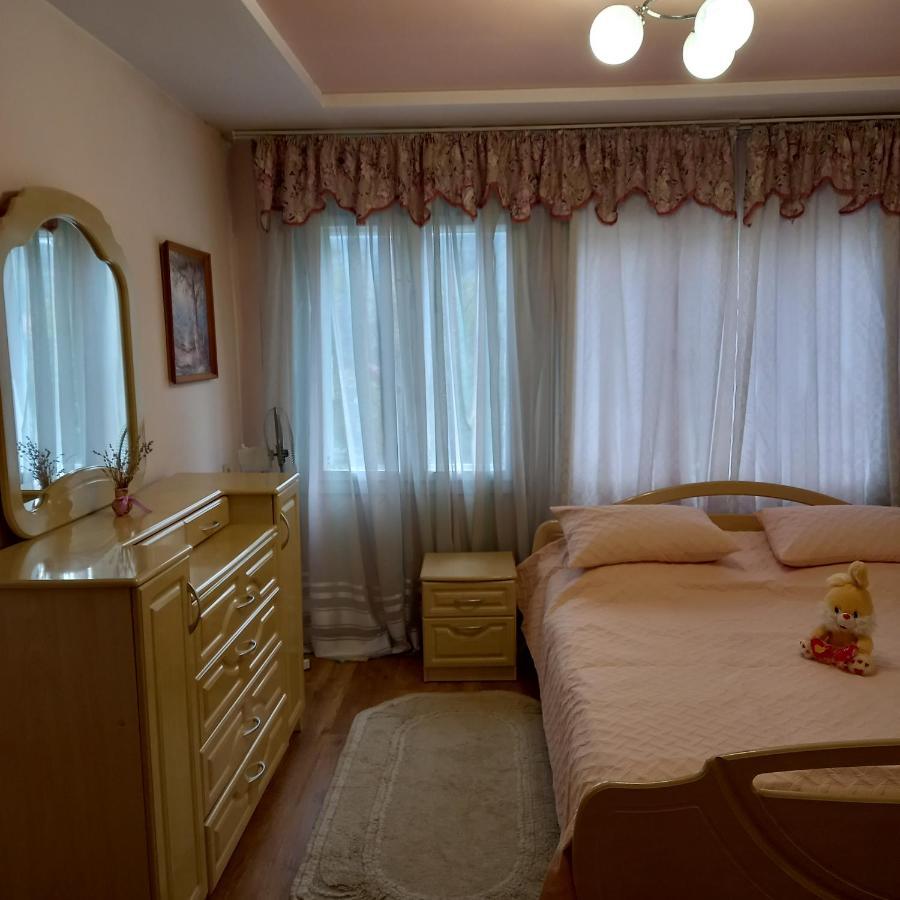 Лаванда Яремче Екстериор снимка